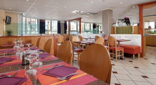 bigComfort-Hotel-Roissy-Aeroport-CDG-restaurant